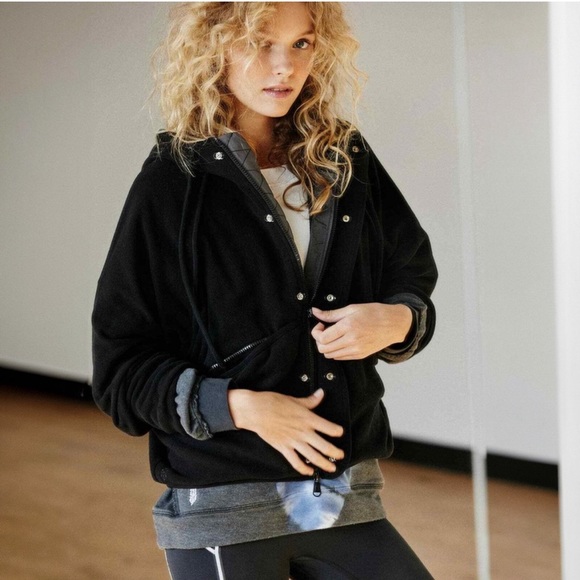 Free People Jackets & Blazers - Free People Dream Team Recycled Fleece Jacket - sz XS